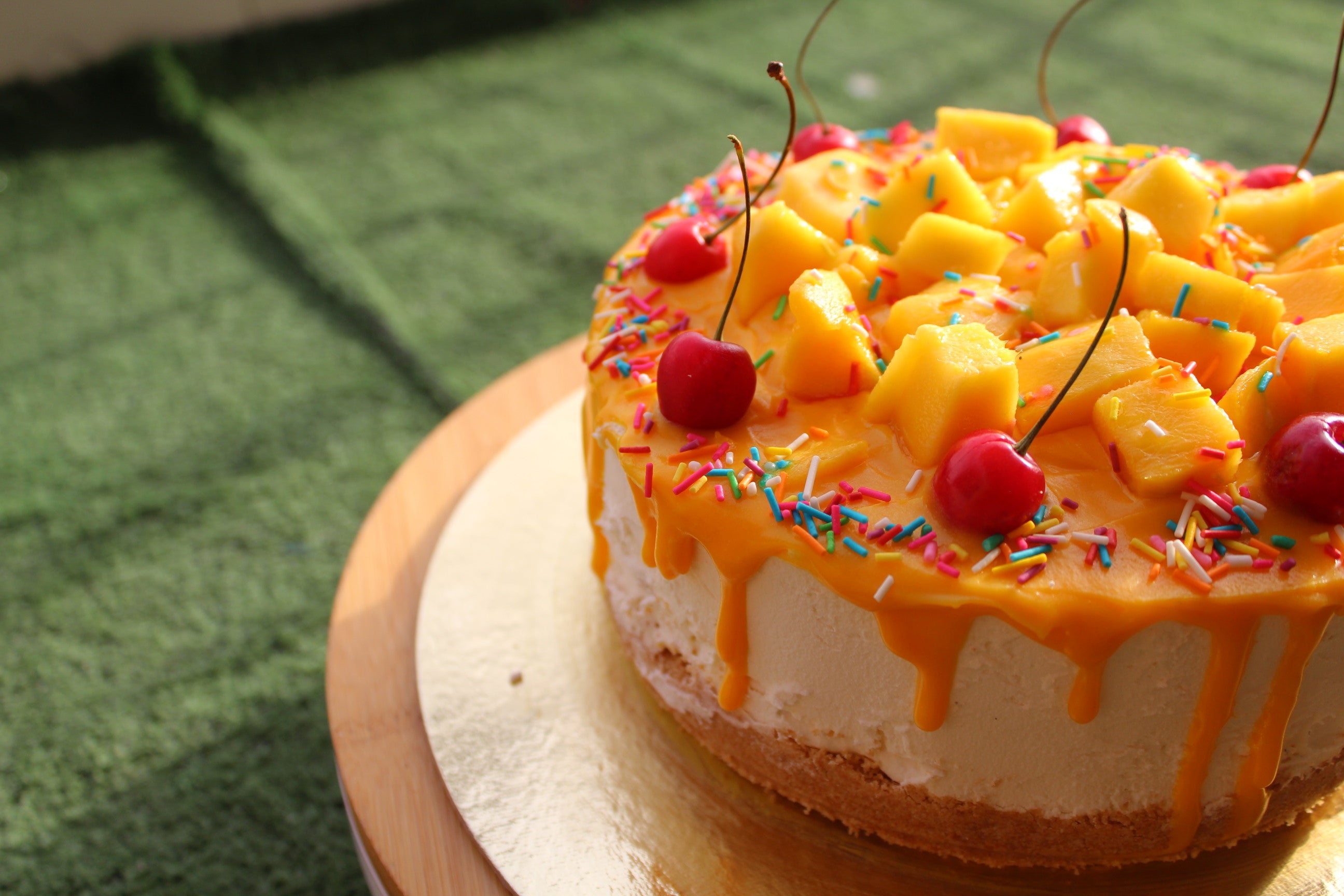 Mango Cheesecake (The Daddy of all Cheesecakes)