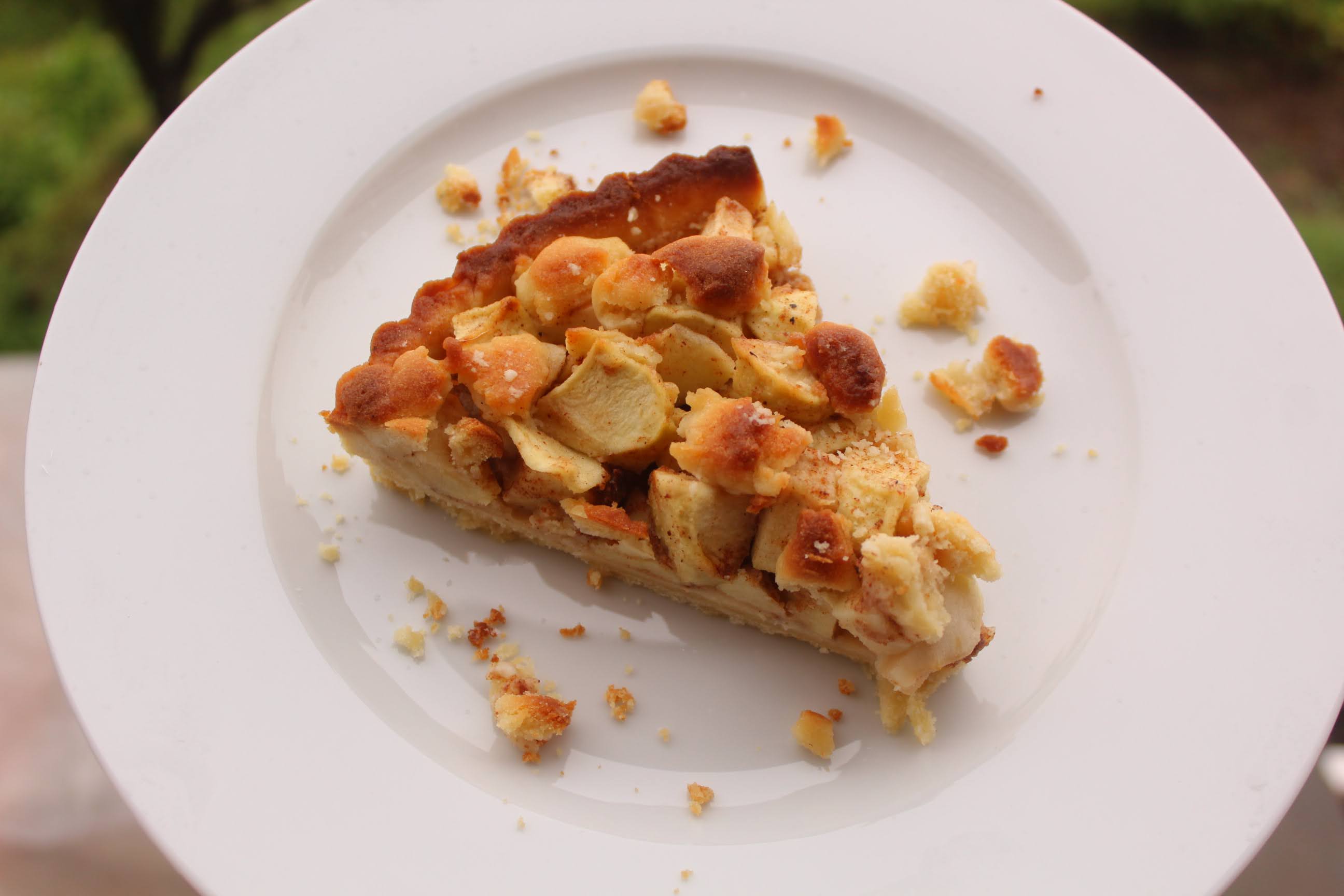 Apple Crumble Tart